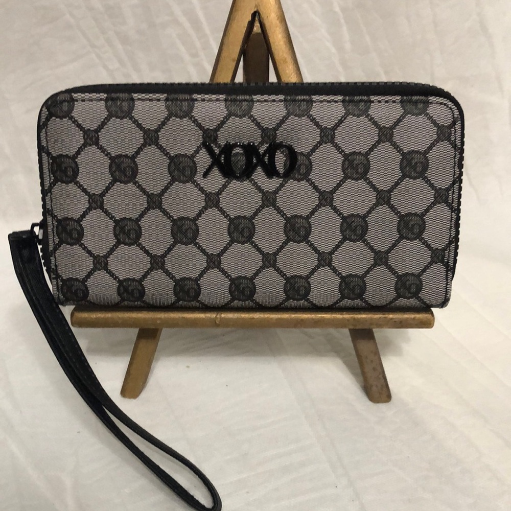 XOXO Monogram Zip-Around Wallet NWOT